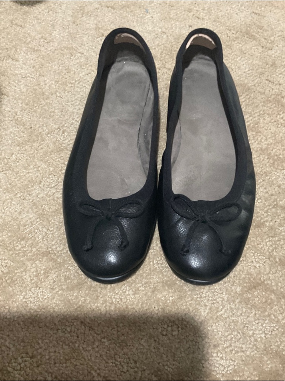 AEROSOLES Black Leather Bow Flats - Picture 6 of 7